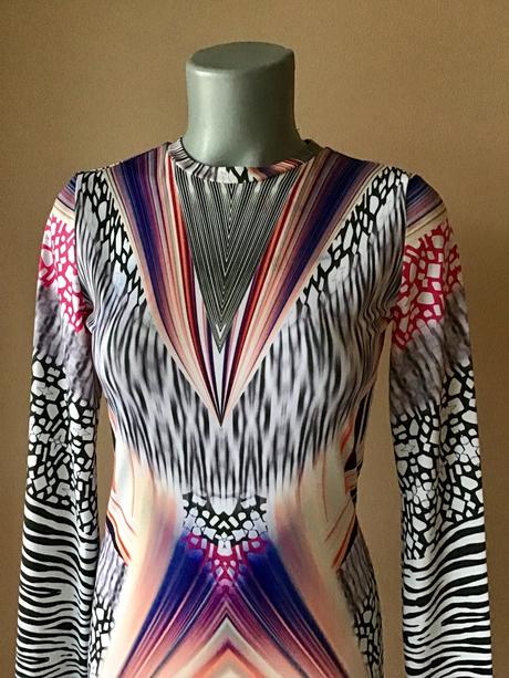 Krasne pruzne šaty /s., 36 / s