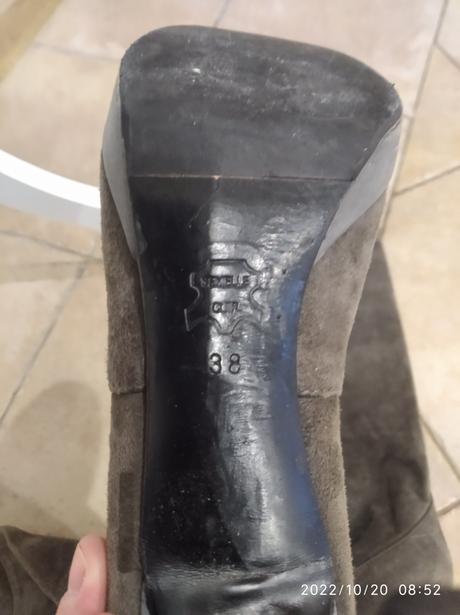 Krasne kozene čižmy, 38