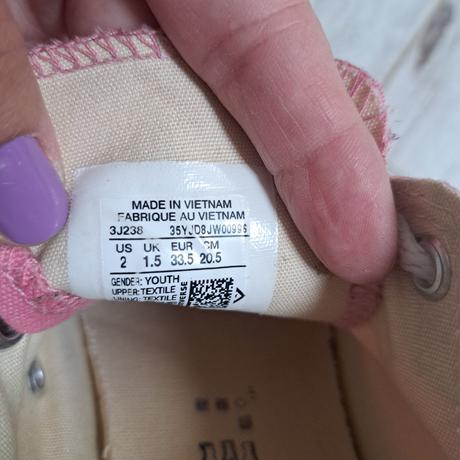 Converse tenisky, 33