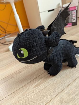 Plysak ako vycvicit draka, 