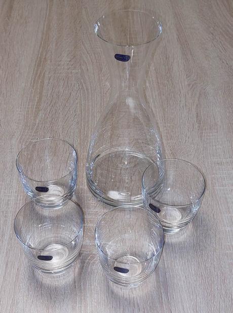 Karafa+poháre, 