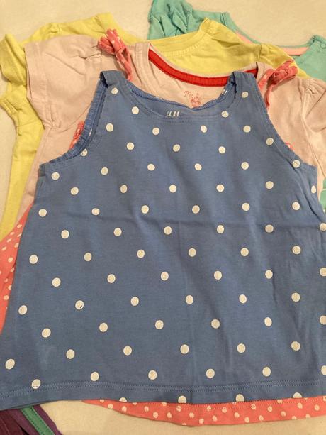 Tricka/tielka/ tuniky 25ks, 92