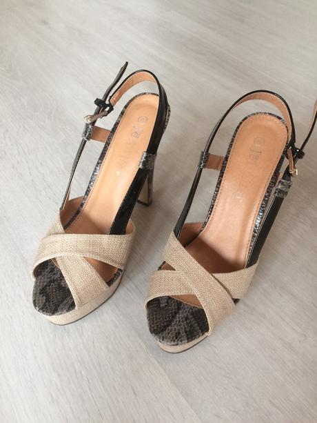 Sandále s hadím vzorom veľ 40, jennifer&jennifer,40