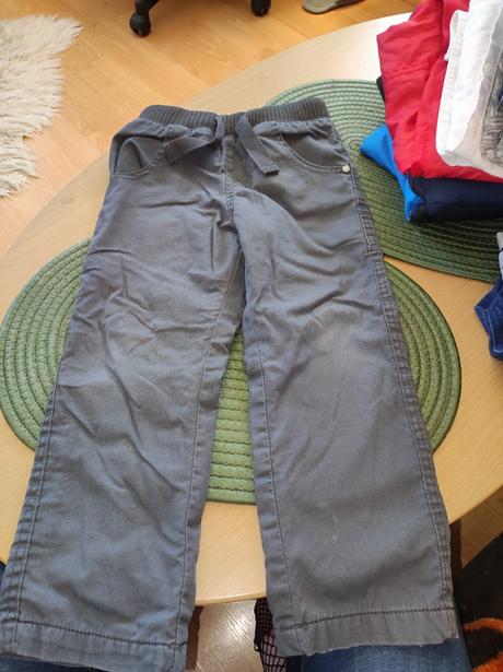 Oteplene nohavice 104, lupilu,104