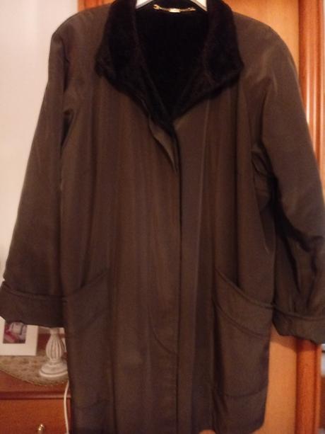 Pekný decentny kabat., 44