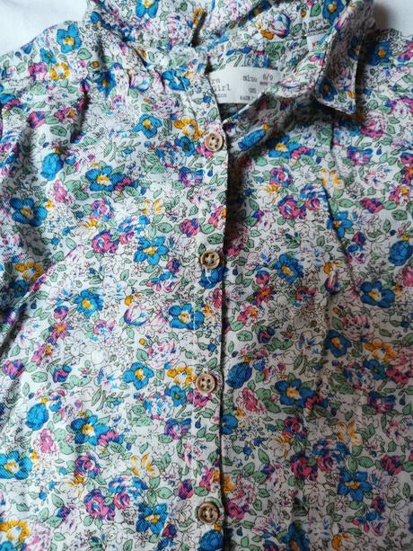 Kvietkovaná košieľka, zara,74