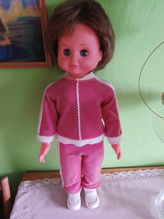 Chodiaca bábika - retro, 