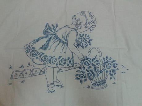 Retro vyšívaná kuchárka na stenu - 30 eur,