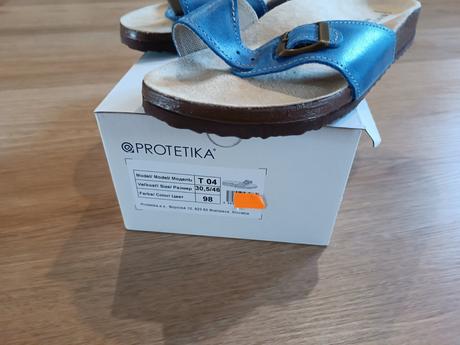 Slapky, protetika,46