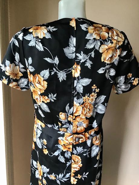 Šaty 40/42 2+1 napoly, 40