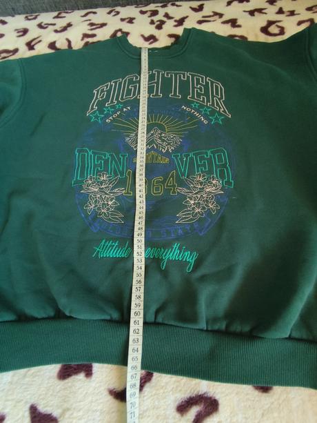 Bershka zelena mikina, stav ako na fotke, vel.s, bershka,s