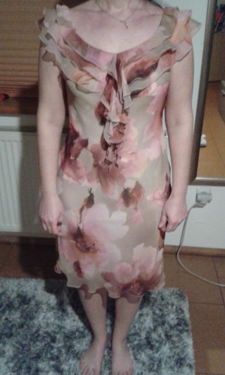 Dámske šaty kvetované, m