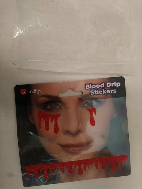 Samolepky na tvár a krk, kvapkajúca krv, smiffys,