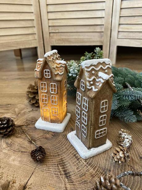 Led perníkový domček vyšší, 