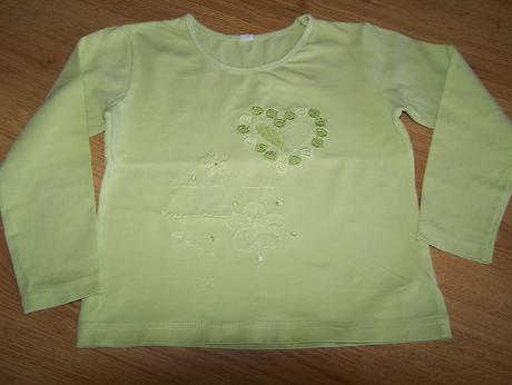 Elegantné tričko s peknými aplikáciami 3d, 116