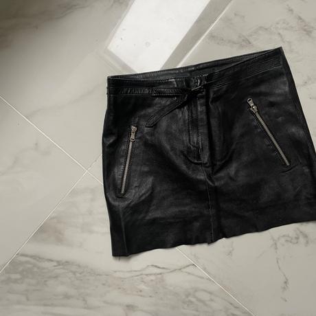 Kožená sukňa mini, s