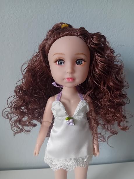 Bábika mulisha so psíkom a s doplnkami,