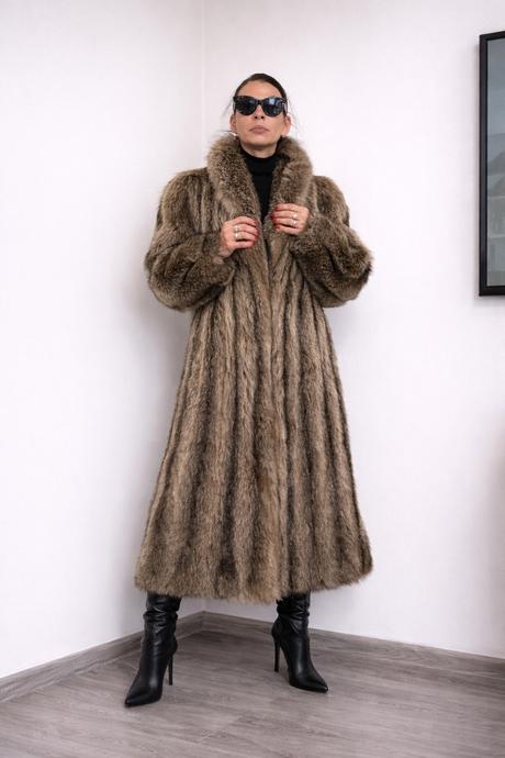Dámsky dlhý kožuch z pravej kožušiny, l