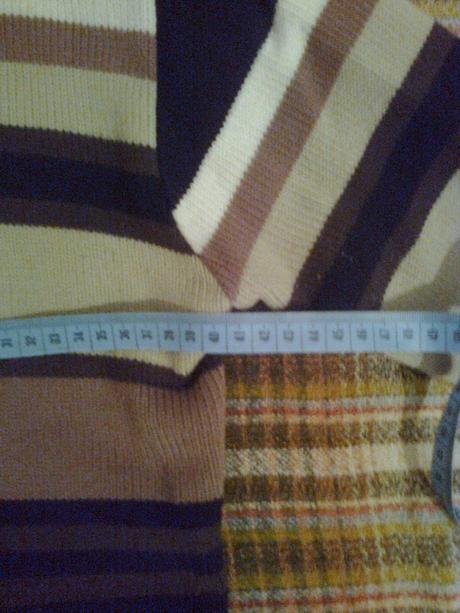 Sveter, pulóver na gombíky, 146