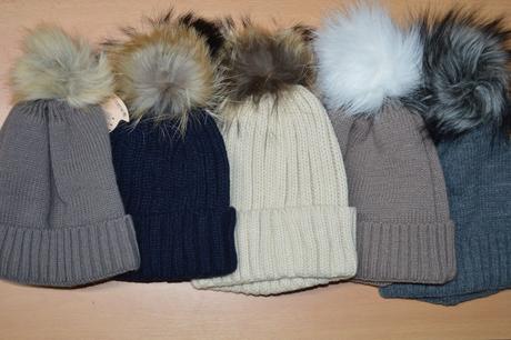 Čiapočka s brmbolcom, 92 - 158