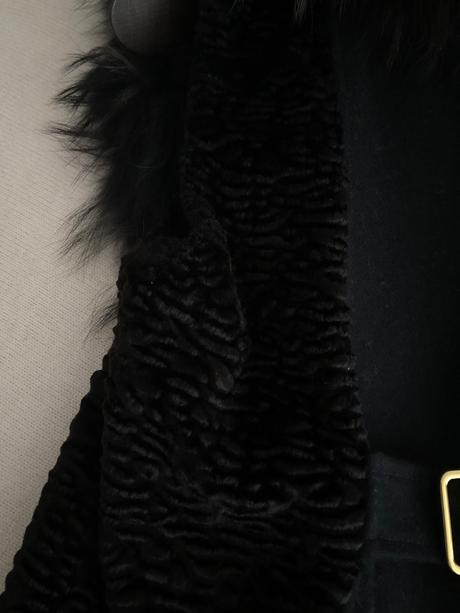 Liu jo prírodná kozusina, liu jo,158