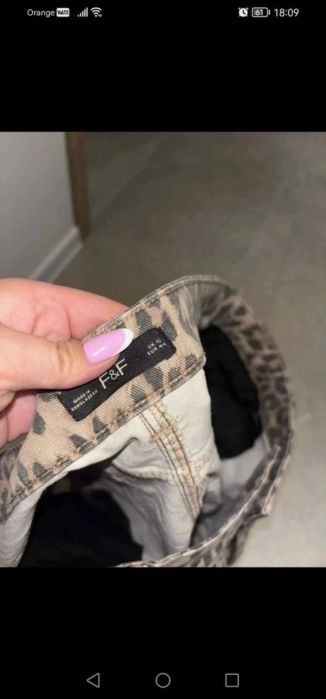 Tygrovane kratasy, f&f,44