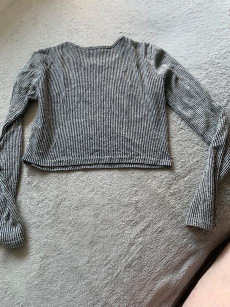 Dievcensky tenky crop sveter, 152