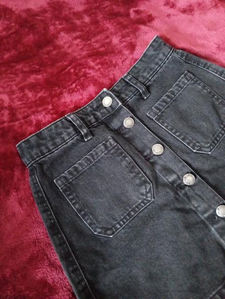 Minisukňa, bershka,32