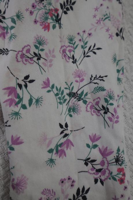 Dievčenské nohavice, 134