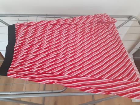 Damska cervenoruzova midi sukna, 164