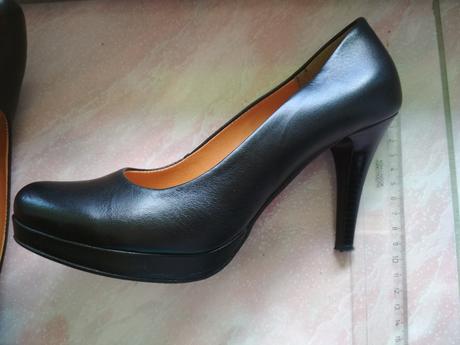 Čierne kožené lodičky, 38