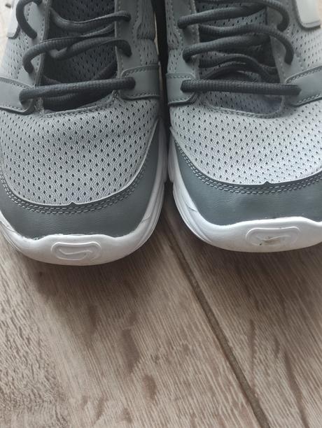 Tenisky, 43
