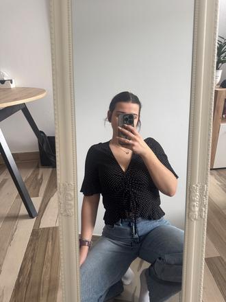 Čierna bodkovaná blúzka, h&m,40