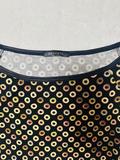 Čierny top s farebným vzorom zn. magenta, l / m