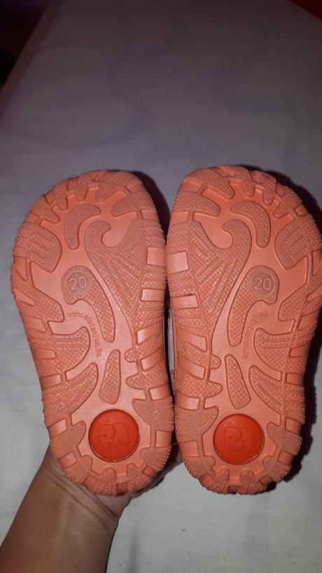 Sandalky, elefanten,20