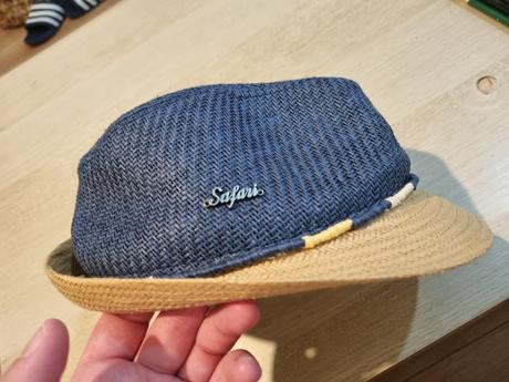 Klobúk reserved, reserved,128