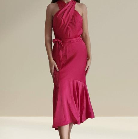 Elegantné lesklé šaty, m