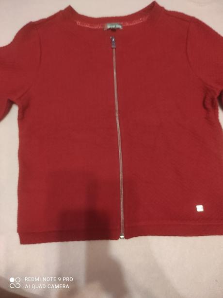 Sveter, street one,s