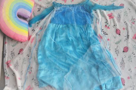 Karnevalové šaty elsa, 