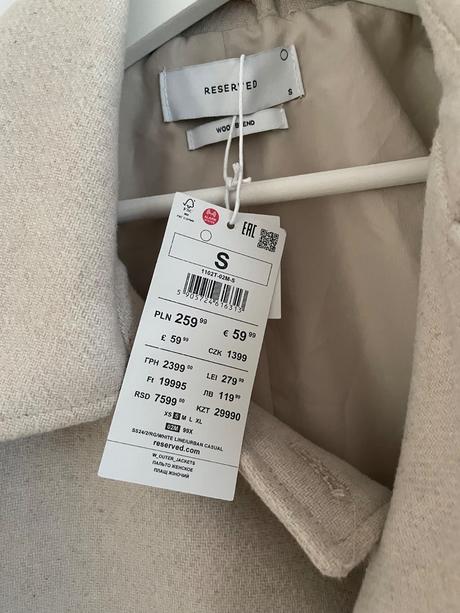 Kabat reserved s vlnou, reserved,s