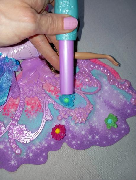 Barbie motýľ flower 'n flutter fairy teresa 2011,