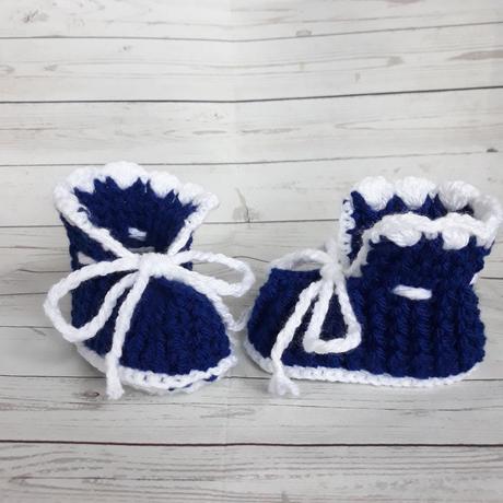 Rôze farby háčkované kojenecké papučky/capačky, 