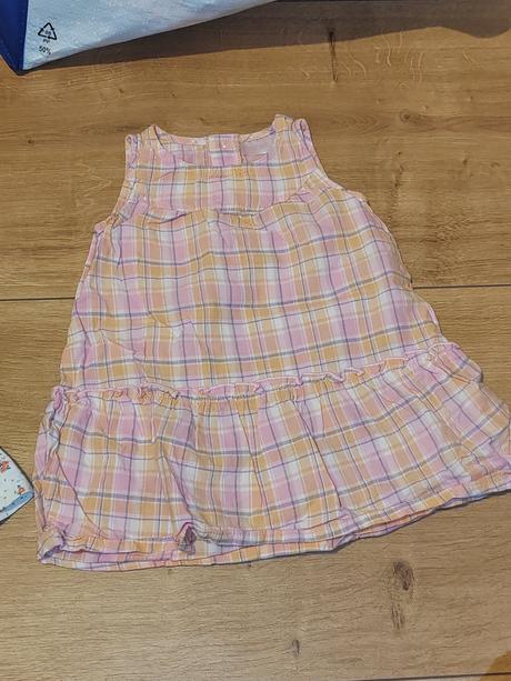 Krásne letné šatočky, 80