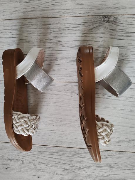 Predám sandalky č. 36, 36