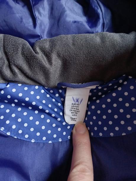 Krásna bodkovaná vesta, h&m,110