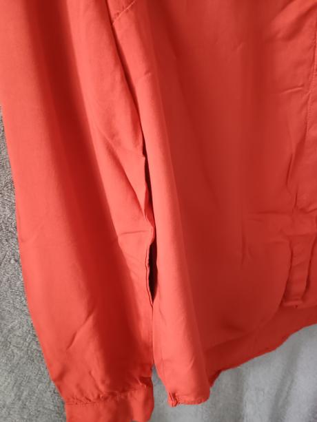 Balíček oblečenia, s