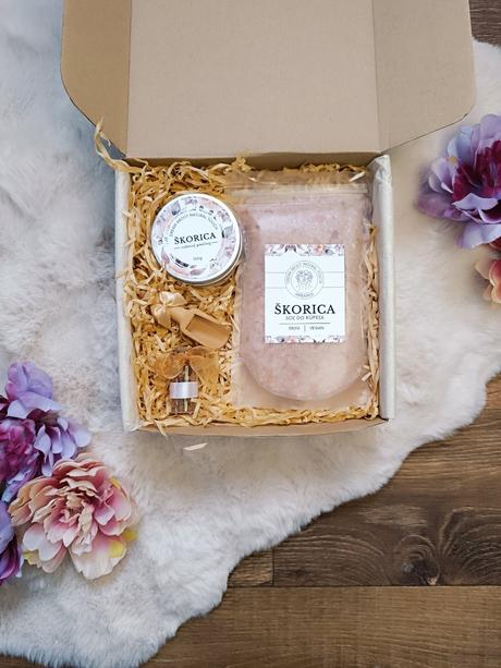 Handmade - peeling a soľ do kúpeľa škorica, 