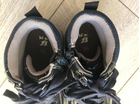 Chlapcenske topanky, baťa,31