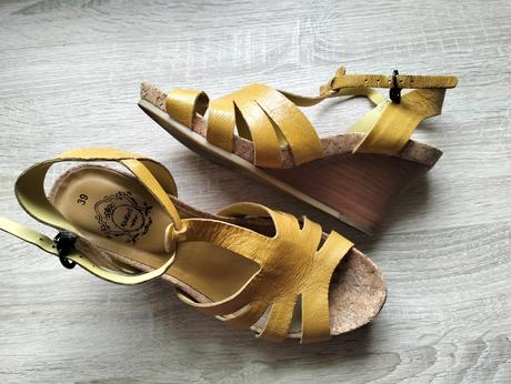 Sandálky zn. kickers, 39