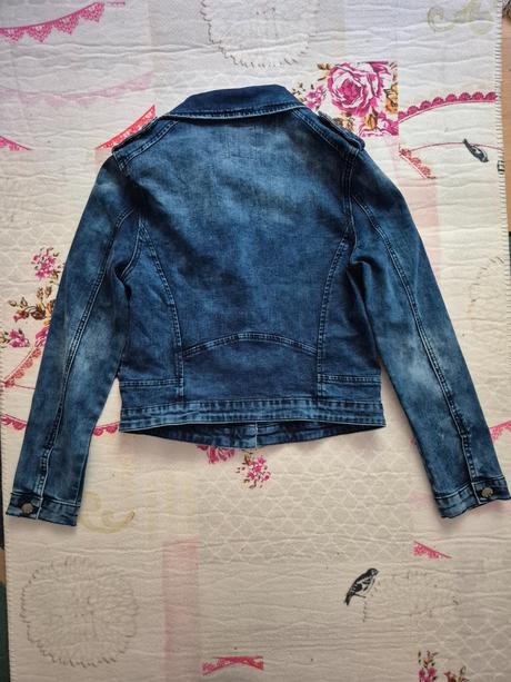 Štỳlová džínsová bunda, s